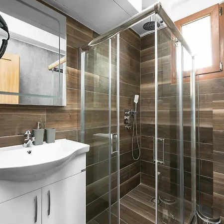 Ultima Summer Residence, Nilie Hospitality Mgmt Apartment *
