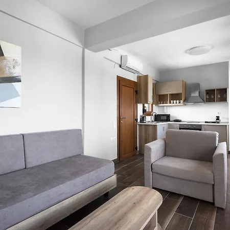 Ultima Summer Residence, Nilie Hospitality Mgmt *